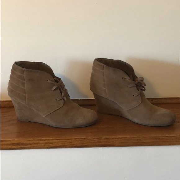 Lace up wedge booties - Picture 3 of 5